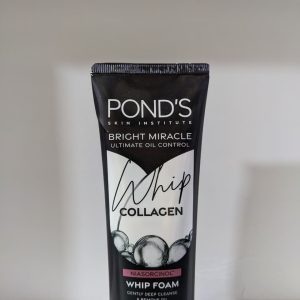Pond's Bright Miracle Ultimate Oil Control Activated Charcoal Facial Foam